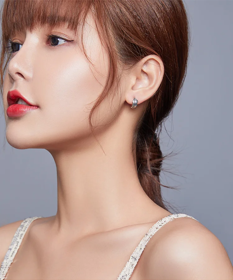 Dazzling Light Feather Stud Earrings