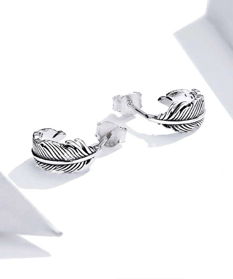 Dazzling Light Feather Stud Earrings