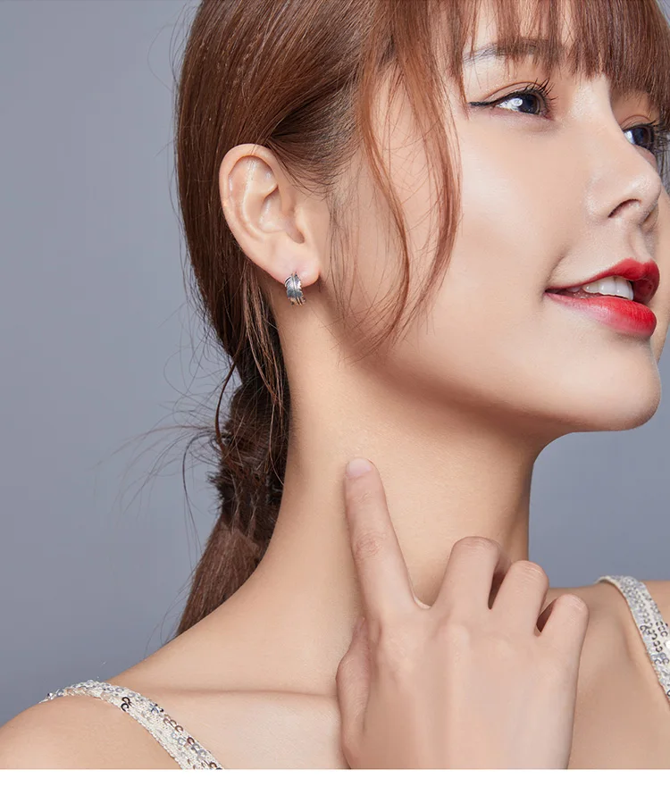 Dazzling Light Feather Stud Earrings