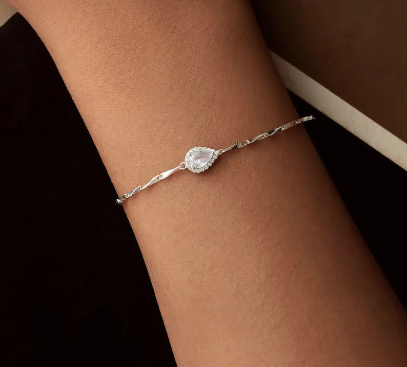 Sparkling Droplet Bracelet https://luxynor.com Sparkling Droplet Bracelet