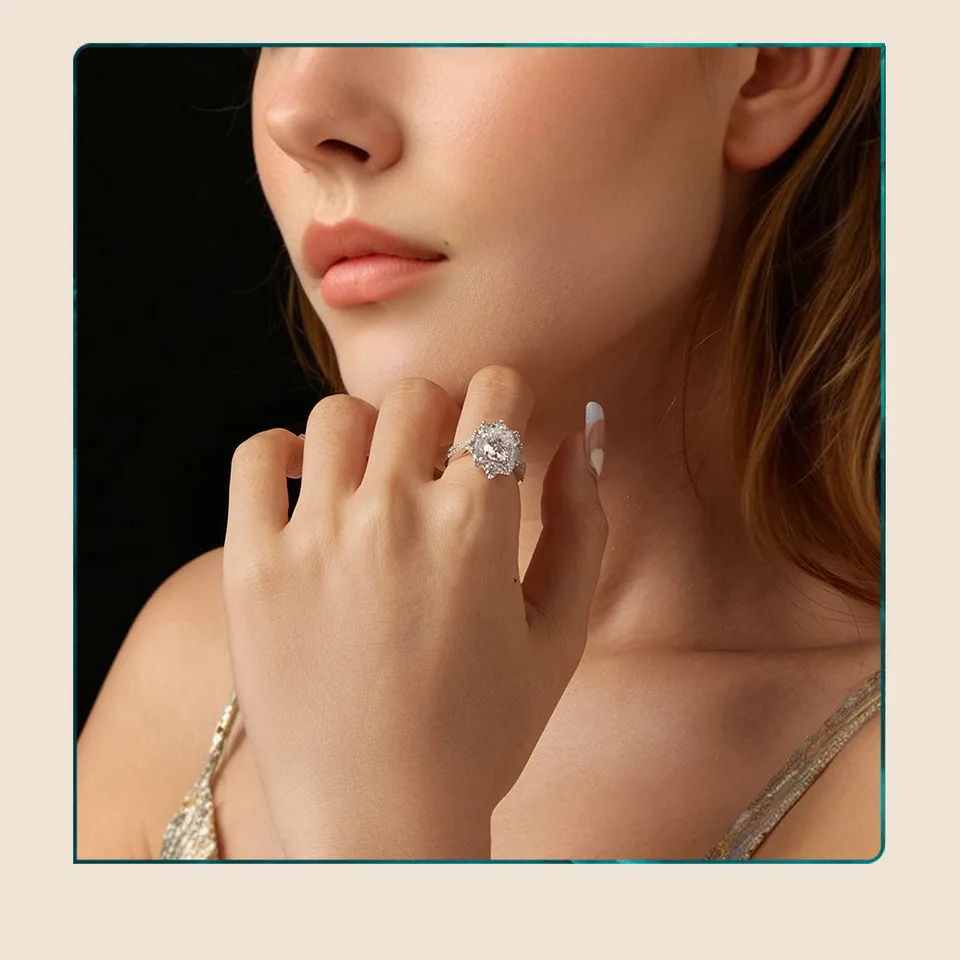 2CT Moissanite Ring