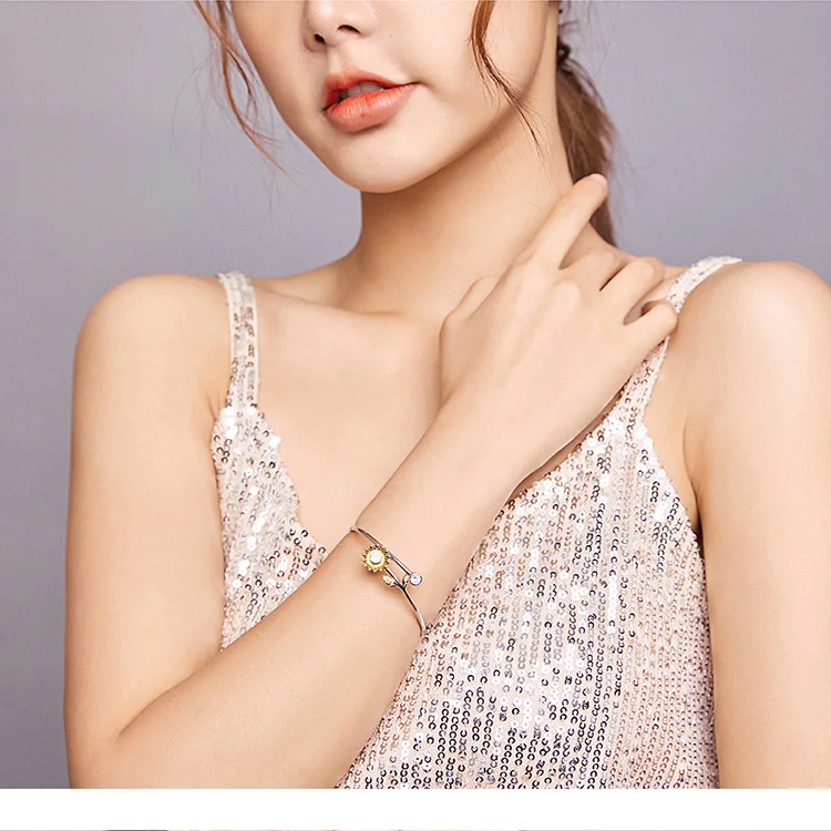 Fresh Daisy Bracelet