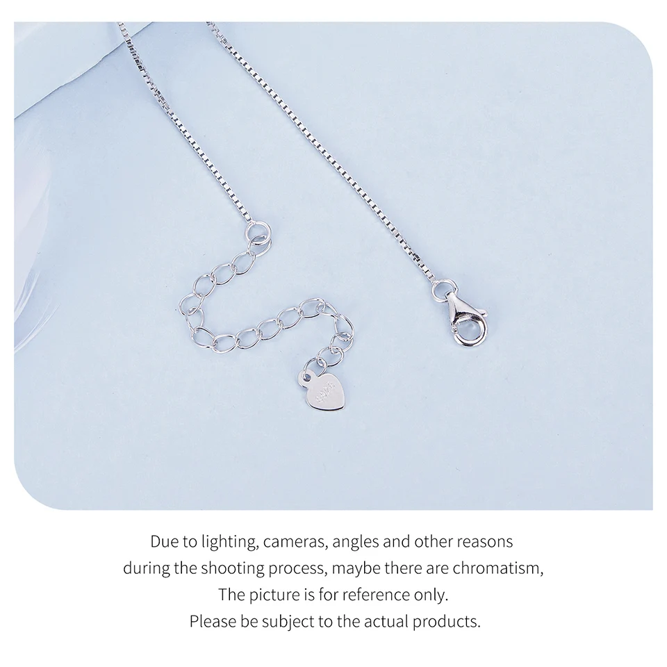 Small Flower Necklace